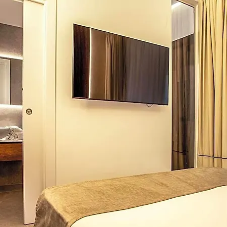 Mamalu - Corso Umberto 35 - And Hotel Naples