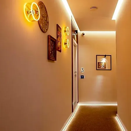 Mamalu - Corso Umberto 35 - And Hotel Naples