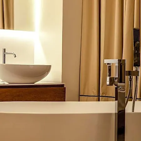 Hotel Mamalu - Corso Umberto 35 - And