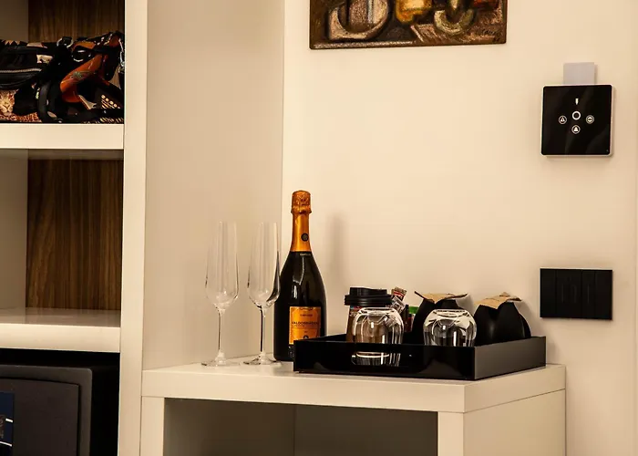 Mamalu - Corso Umberto 35 - And 4* Napoli