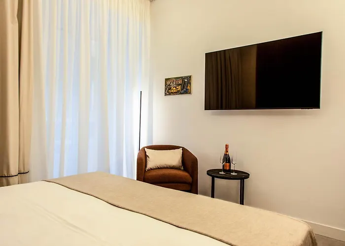 Mamalu - Corso Umberto 35 - And Hotel Napoli