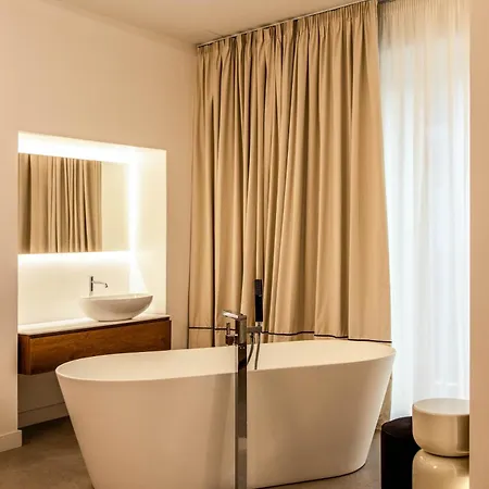 Mamalu - Corso Umberto 35 - And 4* Napoli