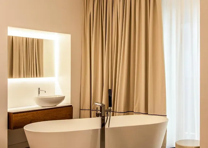 Mamalu - Corso Umberto 35 - And 4* Napoli